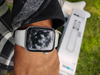 Se apple watch as is $100