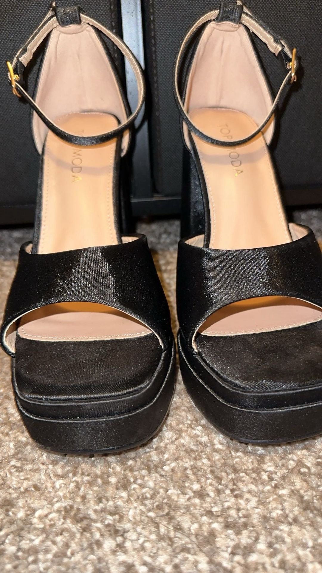 7-1/2 Women’s Platform Heels