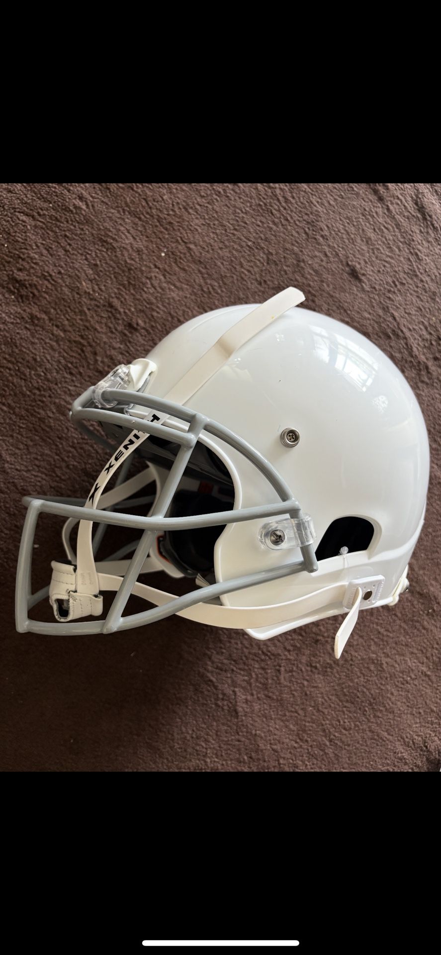 New xenith youth medium football helmet - X2E+ YOUTH