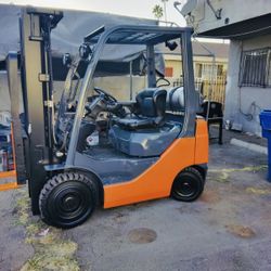Toyota Forklift 