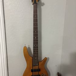 IBANYEZ  SdGR  30 Sound gear Electric Bass 