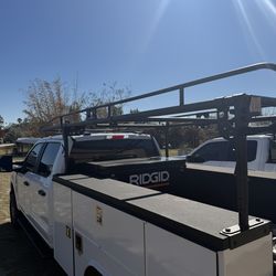 Service Body Ladder Rack
