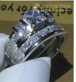Wedding ring/engagement ring