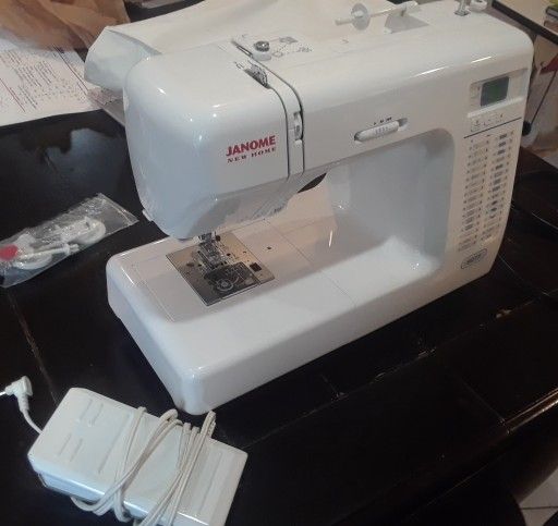 Janome 8077 Review