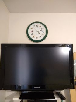 37" Panasonic TV