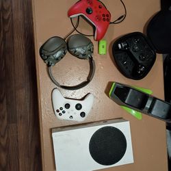 Xbox series s set up looking for cash or trades for a pit bike or a phone or shoes