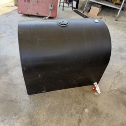 100 Gallon Water Tank 