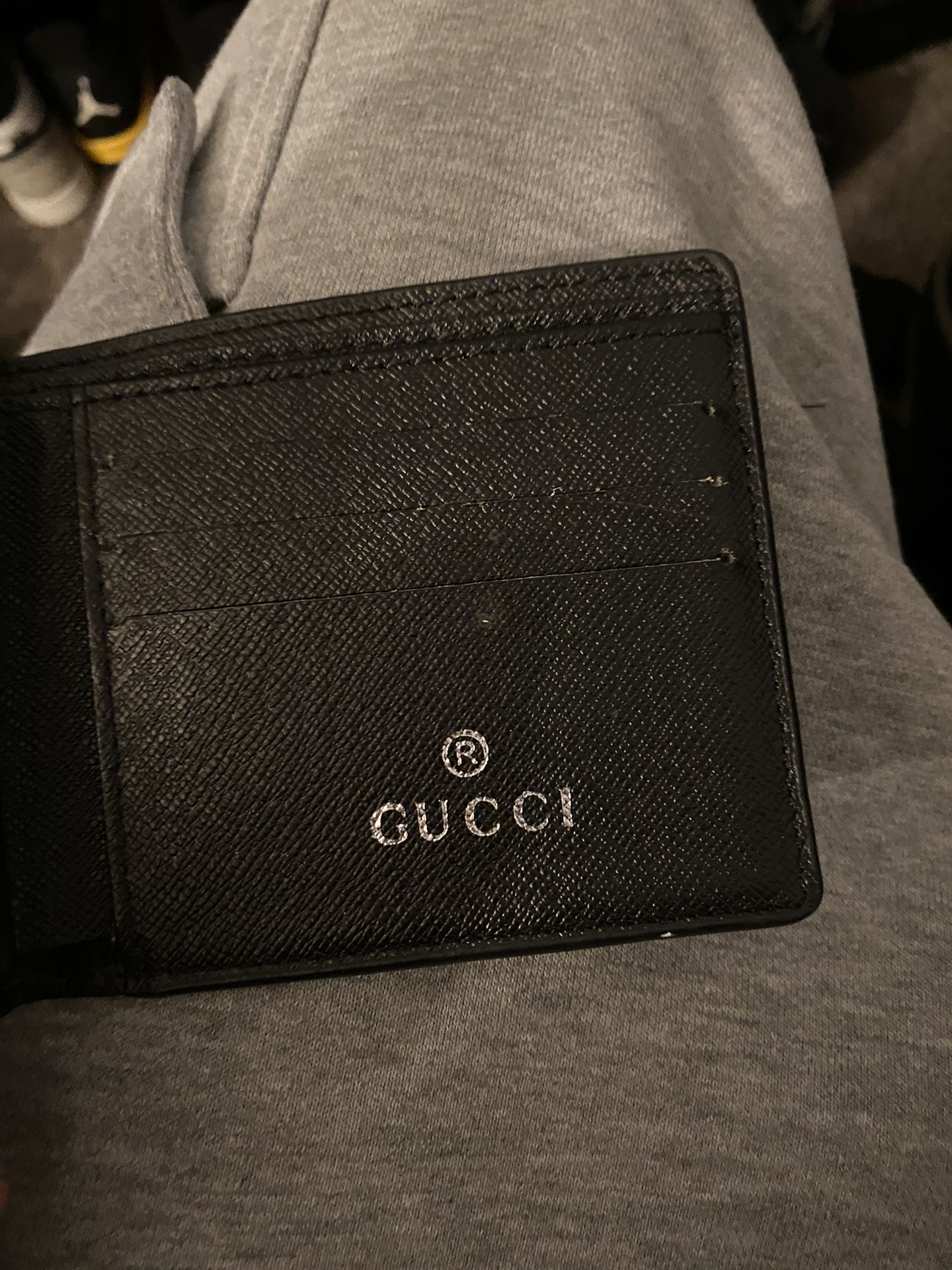 gucci wallet 
