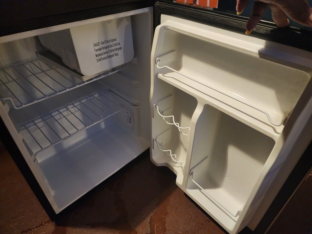 Mini Fridge