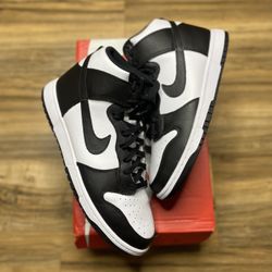 Nike Dunk High “White Black”