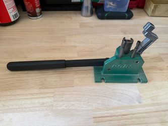 Rcbs priming station
