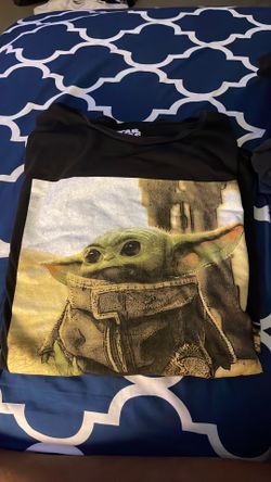 Baby yoda shirt