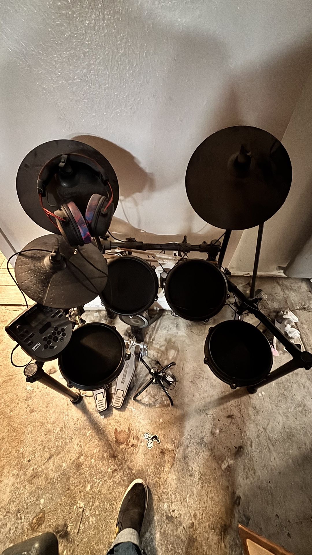 Alesis Nitro Mesh Electric Drum Kit