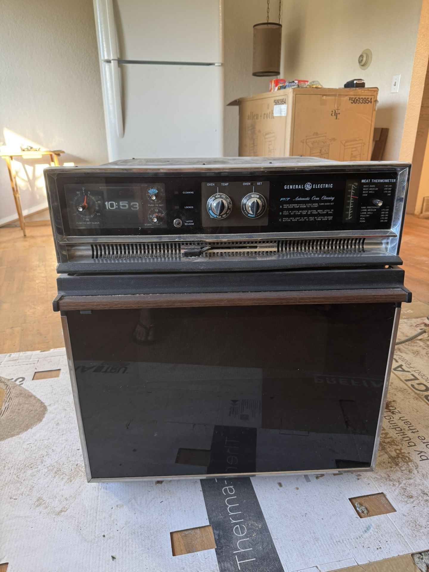 Vintage GE P7 Electric Wall Oven