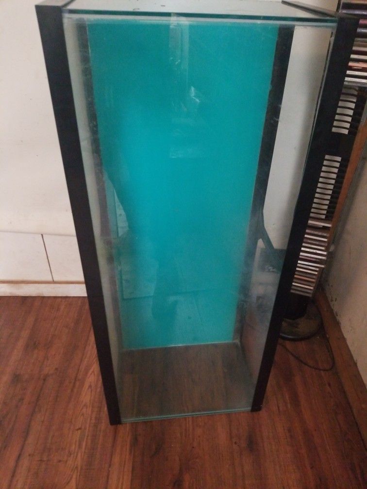 4 Foot Tank