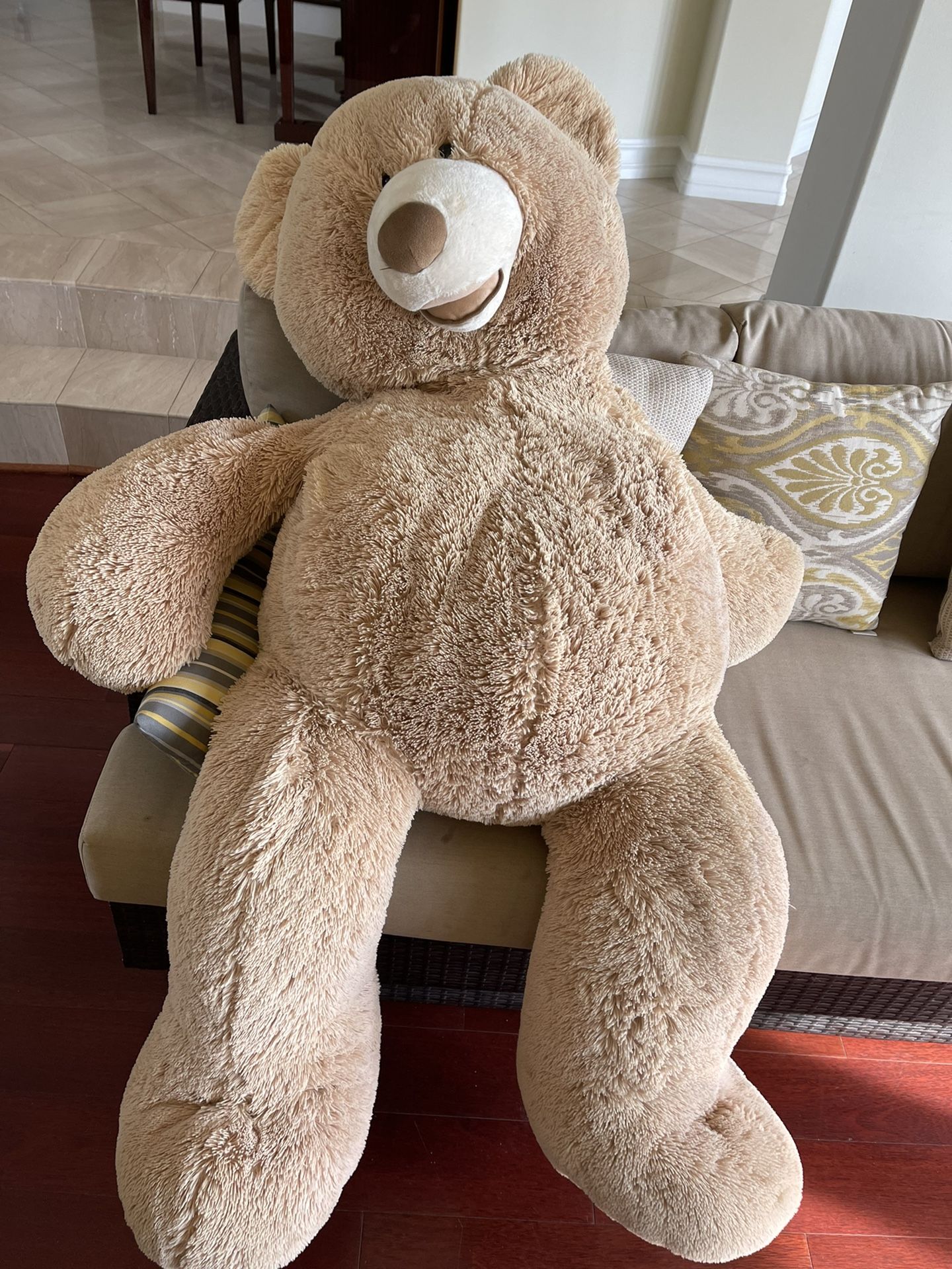 Giant Teddy Bear 60”