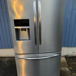 French door refrigerator