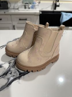 Wonder Nation Baby Girls' Embroidered Bows Chelsea Boots