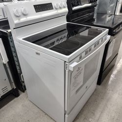 $549(MSRP$899, Save $350) GE 5 Burner Electric Range in White With Express Preheat and Steam Clean 