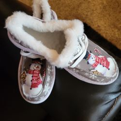 Holiday SHOES SO COZY W/ FUR 