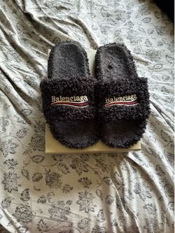 Balenciaga slides