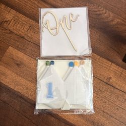 Wooden smash cake, topper and First birthday crown