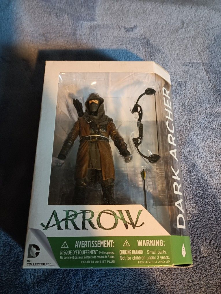 Arrow Dark Archer Figure 