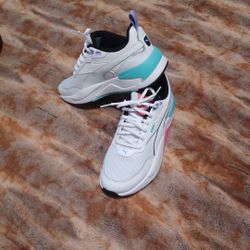 NEW Puma Women's Shoes Size 9