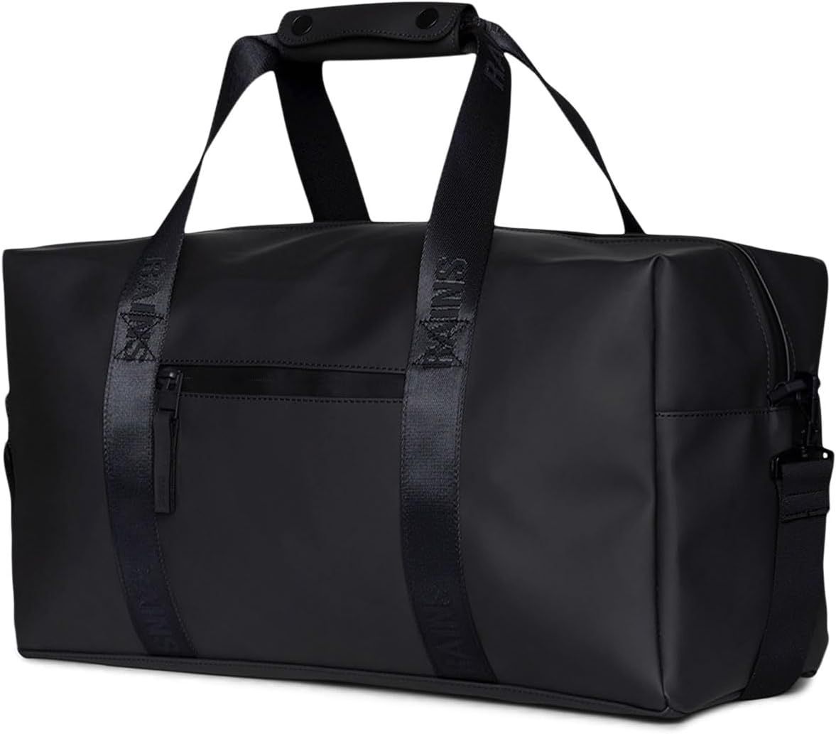 RAINS Trail Gym Bag - Waterproof Sports Bag for Men and Women - Bag for the Gym Or Weekender (Black) 