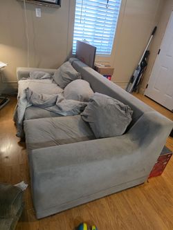 Everett Sofa