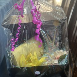 Mother’s Day Basket
