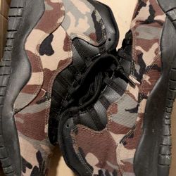 Camo Size 9.5