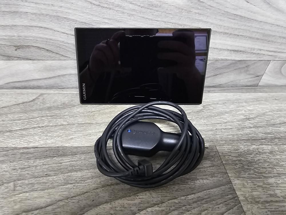 Garmin DriveSmart 65 - Traffic - GPS Navigator - Automotive 6.95" Widescreen (A1D027762)