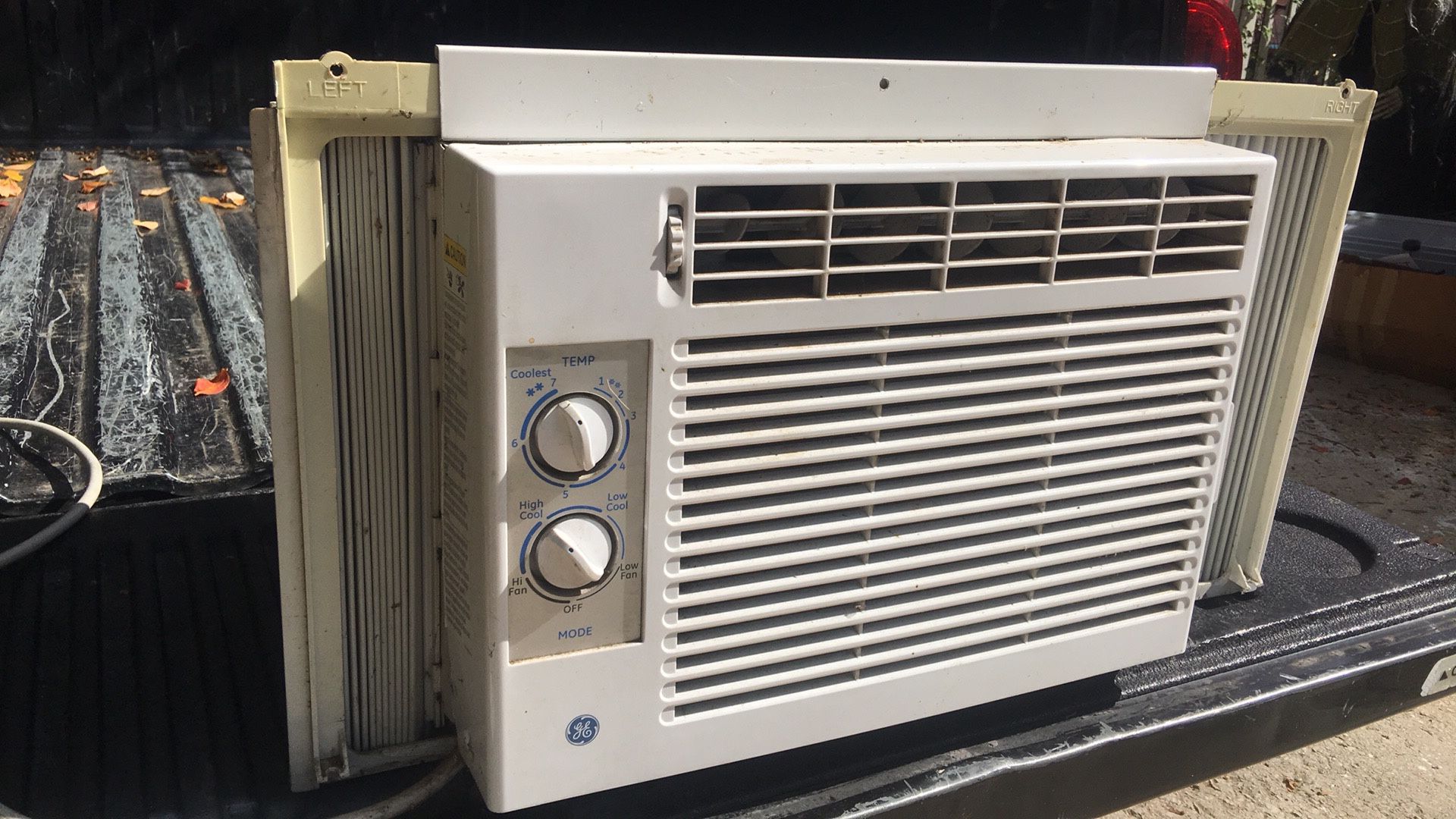 Small Air Conditioner Window Unit