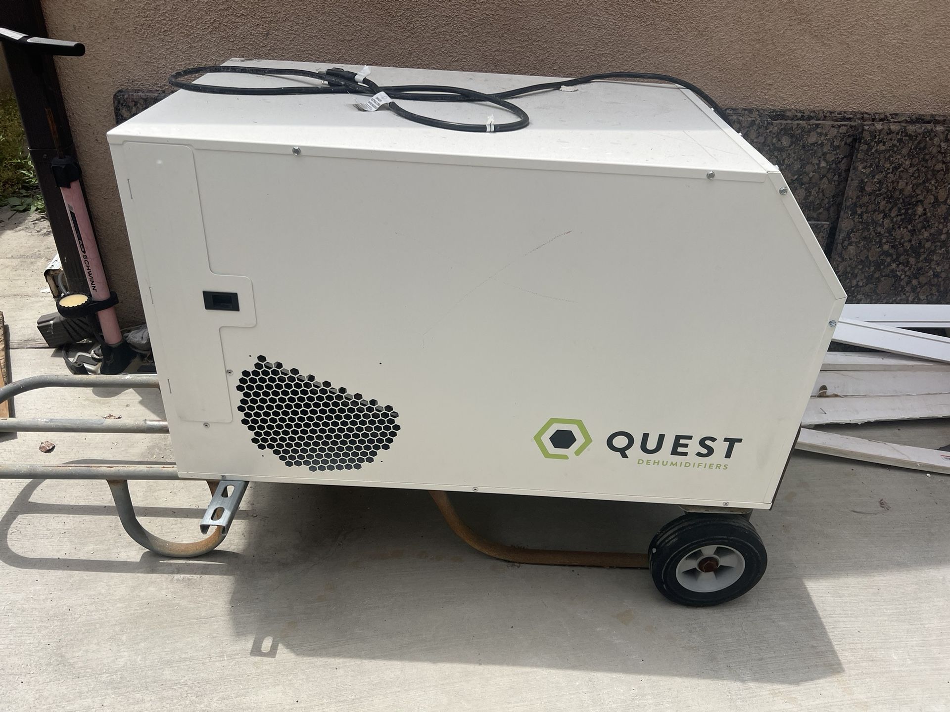Quest Dual 225 230V Dehumidifier