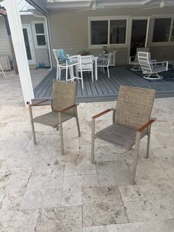 Outdoor arm chairs