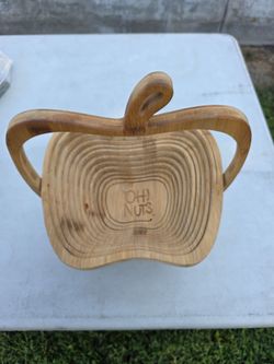 Collapsible Bamboo Apple Fruit Basket & Trivet Cutting Board – Oh! Nuts