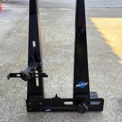 Bicycle Wheel Truing Stand