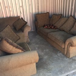 Sofa And Chairs 
