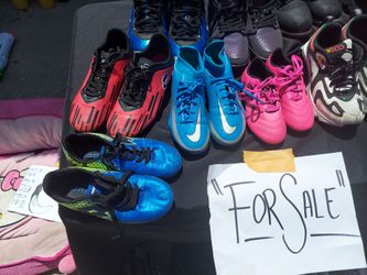 Soccer cleats
