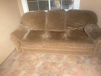 Sofa and loveseat set