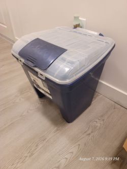 50 lb dog food  storage container