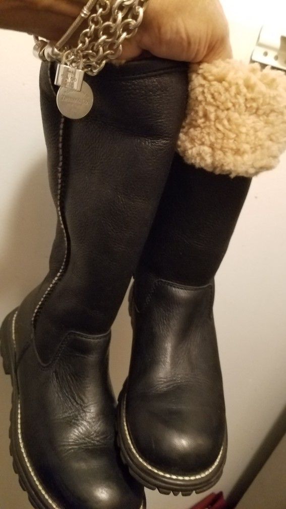 Great Con, Lthr Sz6 Uggs Pet Smk Free Hme