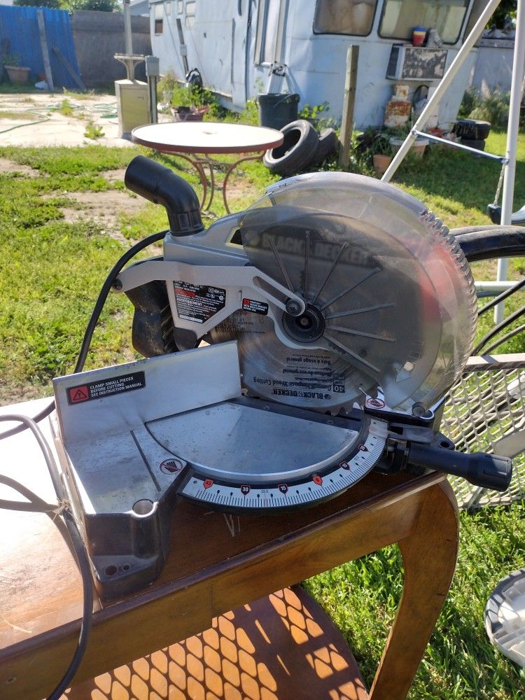 Black And Decker Electric Miter Saw $35