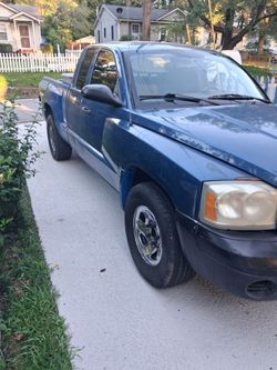 2006 Dodge Dakota