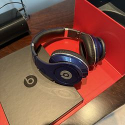 Beats by Dr. Dre Beats Studio - High-Definition Isolation Headphones (Blue)
