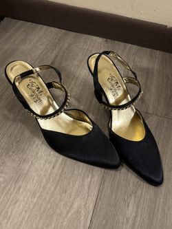 The PM Collection 925 Black Heels - Size 9M