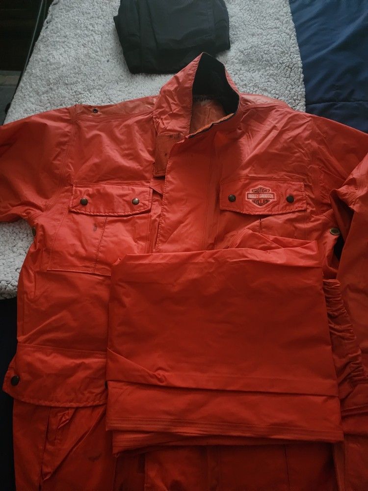 Harley Davidson Rain Gear His And Hers.