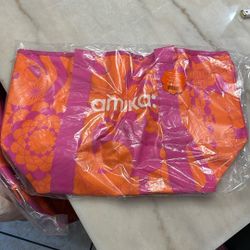Amika Bags 