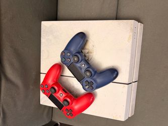 PS4 Pro Limited Edition Console with Two Controllers